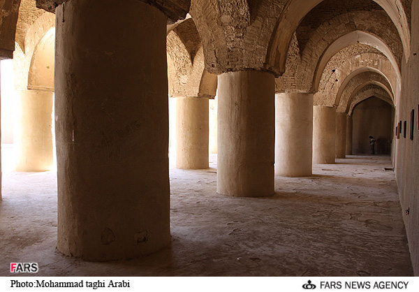 مسجد تاريخانه دامغان