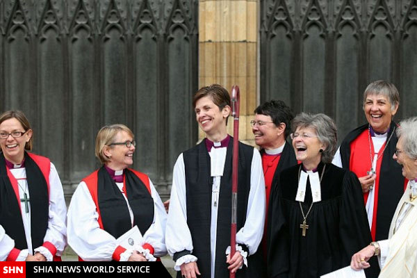 تصاویر/ نخستین کشیش زن کلیسای انگلیس منصوب شد