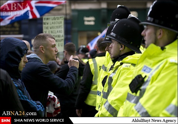اولین تظاهرات ضد اسلامی در انگلیس  +تصاویر