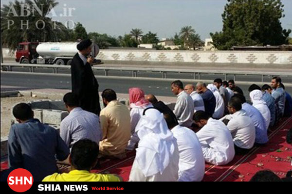 عکس/ برپایی نماز در مسجد ویران شده بحرین