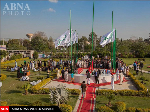 هتزاز پرچم گنبد عتبات مقدسه عراق در اسلام آباد + تصاویر