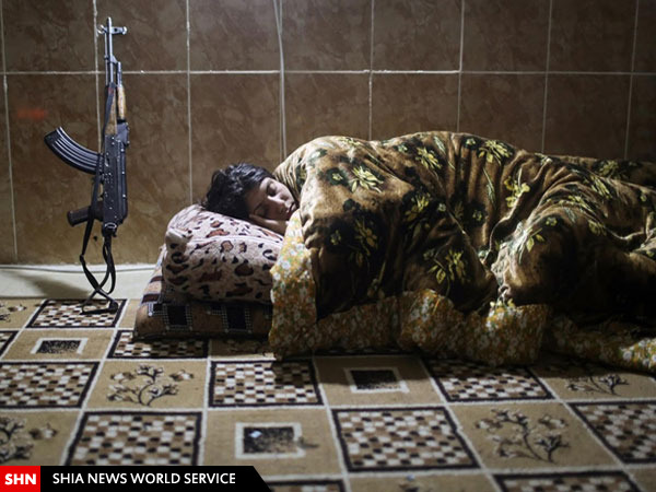 تصاویر متفاوت از شیرزنان کرد در جنگ با داعش