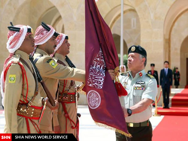جنجال بر سر رونمایی از پرچم 500 ساله هاشمی ها در اردن/ تصاویر