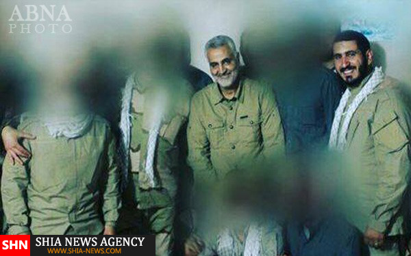 تصویر شهید حزب الله در کنار سردار سلیمانی