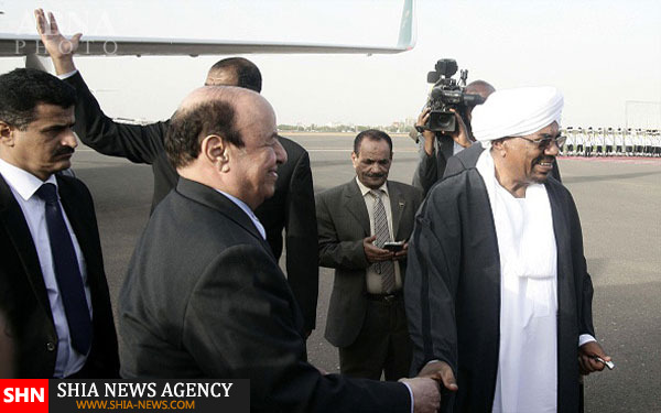 فرش قرمز عمر البشیر برای رئیس جمهور مستعفی یمن + تصاویر