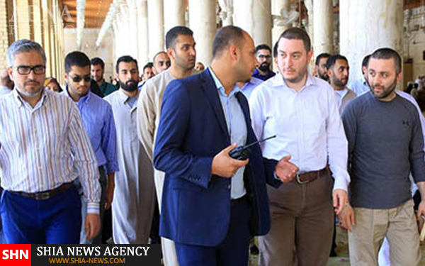 اعضای مؤسسه آمریکایی به زيارت مسجد کوفه مشرف شدند + تصاویر