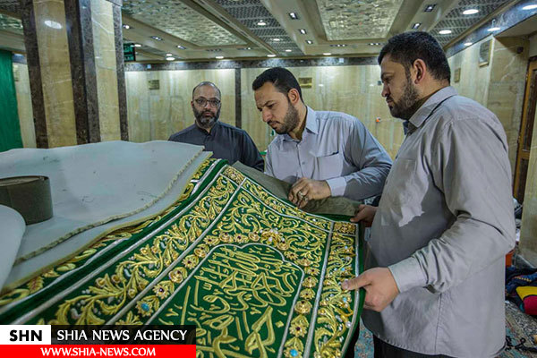 تصاویری از پوشش جدید مقبره امام حسین(ع)