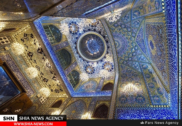 دلبری از زائران در حرم مطهر امام حسین (ع) با نقوش اسلیمی ایران+ تصاویر