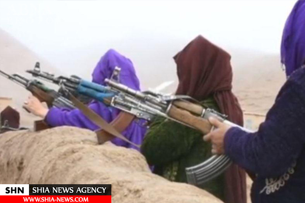 زنان شیعه افغانستان برای مقابله با داعش سلاح به دست گرفتند + تصاویر
