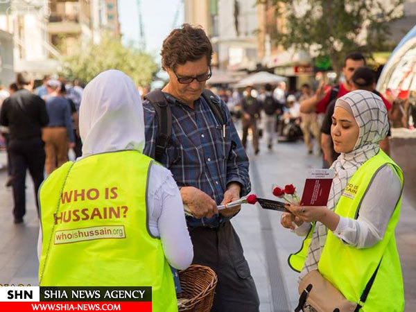 تصاویر هدیه شاخه گل شیعیان به غیرمسلمانان استرالیایی