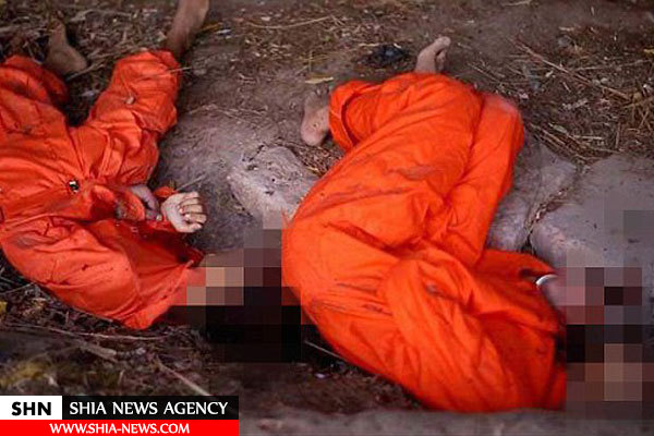 کودکان داعش دو نفر را اعدام کردند+ تصاویر