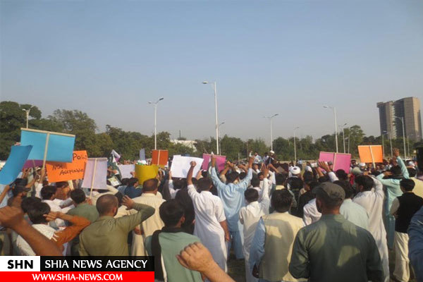 اقدام پلیس علیه علمای شیعه در پاکستان مردم را به خیابا‌ن‌ کشاند + تصاویر