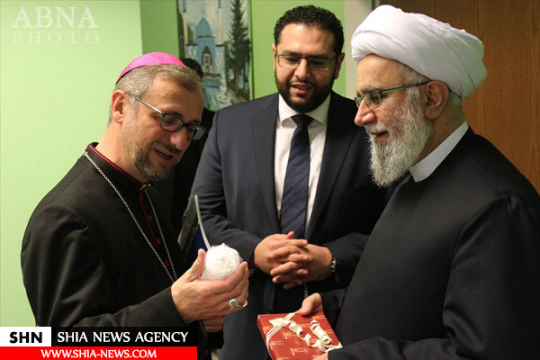 بازدید اسقف اعظم هسن از مرکز اسلامی امام علی(ع) در هامبورگ + تصاویر