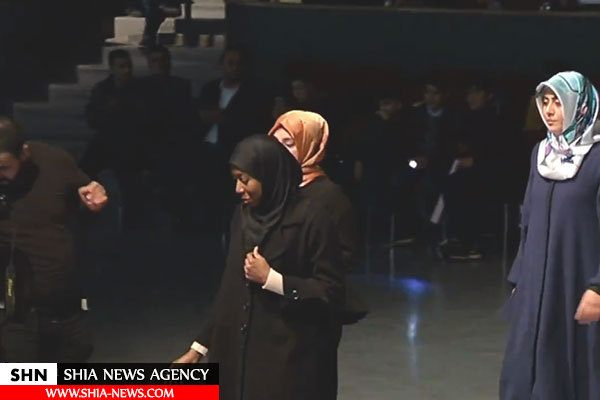 سخنرانی دختر شیخ زکزکی در اجتماع بزرگ شیعیان در استانبول