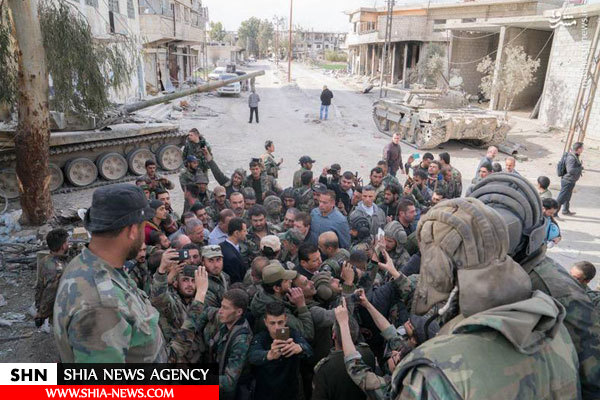 تصویر حضور بشار اسد در خط مقدم نبرد غوطه شرقی