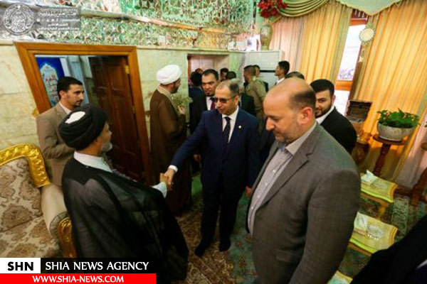 رئیس مجلس عراق به حرم مطهر امام علی(ع) مشرف شد