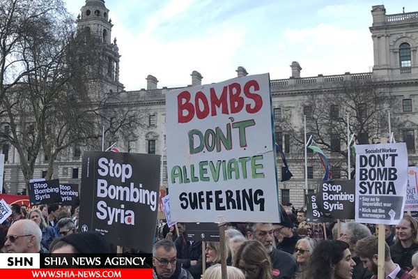 تظاهرات ضد جنگ در مقابل پارلمان انگلیس+تصاویر