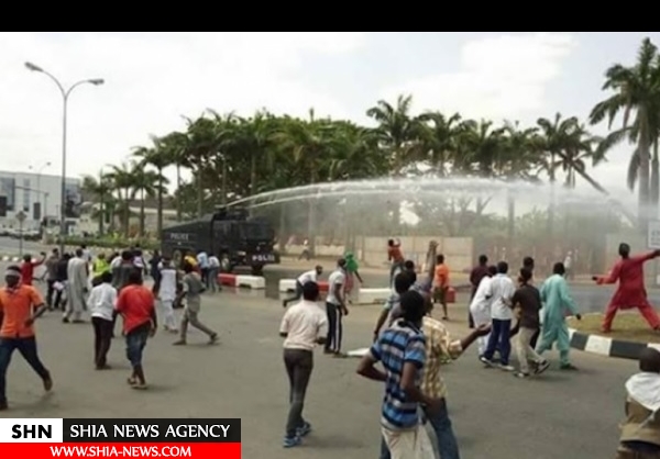 حمله شدید پلیس نیجریه به شیعیان هوادار شیخ الزکزاکی+تصاویر