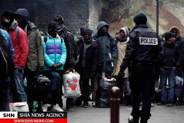 پلیس فرانسه به مهاجران حمله کرد+تصاویر