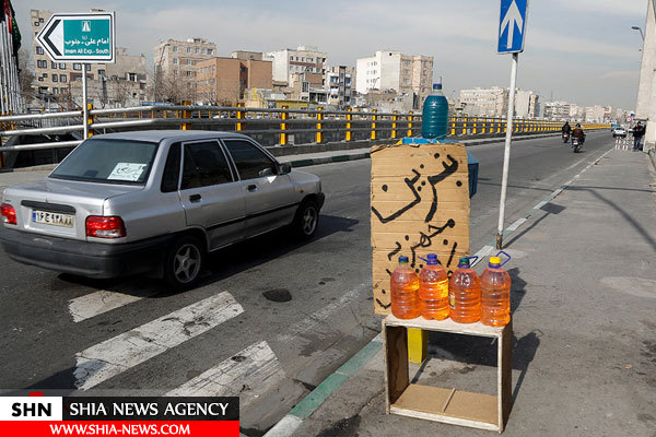 پدیده دستفروشی بنزین در خیابان‌های پایتخت+ تصاویر