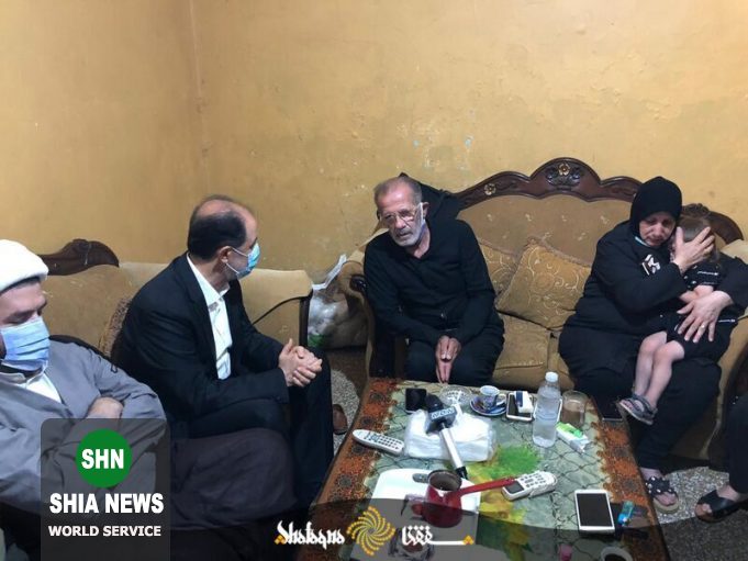 حضور هیات دفتر آیت الله سیستانی در منزل یکی از قربانیان انفجار بندر بیروت