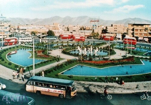 عکسی زیبا از میدان امام حسین در میانه دهه ۴۰