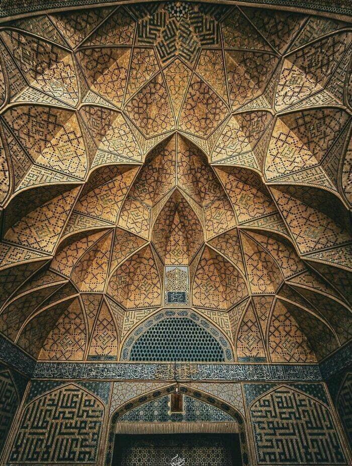 نمایی متفاوت از مسجد جامع اصفهان