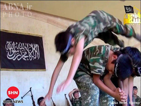 آموزش نظامی داعش به کودکان اویغور + تصاویر