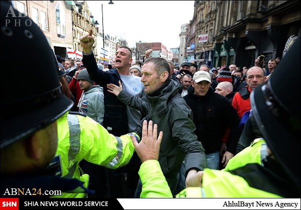 اولین تظاهرات ضد اسلامی در انگلیس  +تصاویر