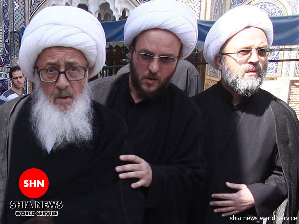 تصویری از آیت الله وحید خراسانی و دو فرزندشان تصویری از آیت الله وحید خراسانی و دو فرزندشان