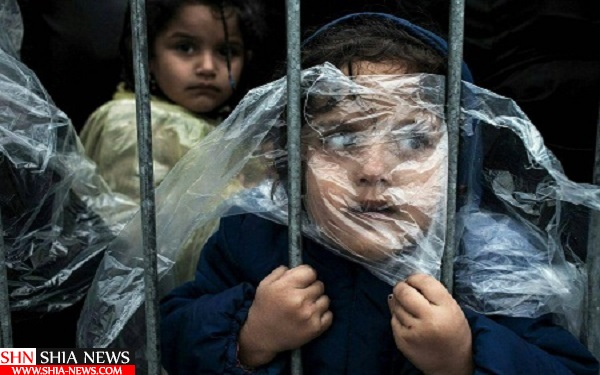 تصویر/  کودک پناهجو در صف پذیرش در صربستان