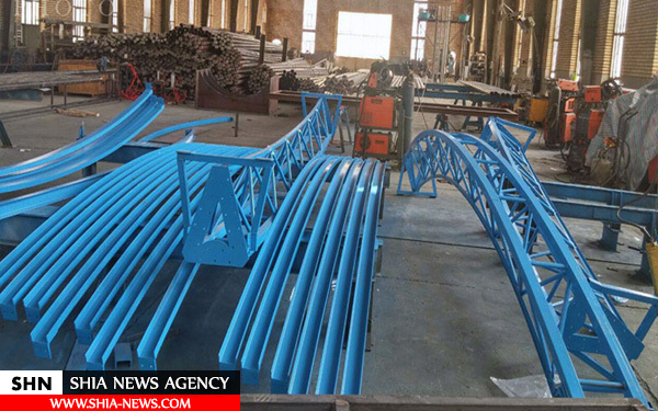 نصب خشت های طلا گنبد علوی (ع) + تصاویر