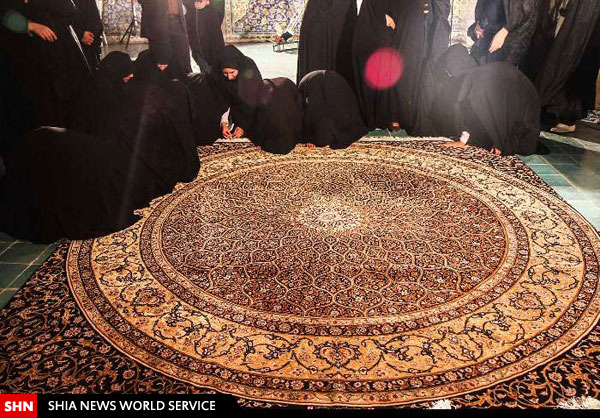 تصاویر/ رونمایی از فرش حرم حضرت زینب