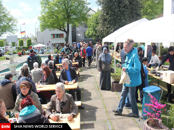 استقبال مردم آلمان از برنامه های مرکز اسلامی هامبورگ + تصاویر