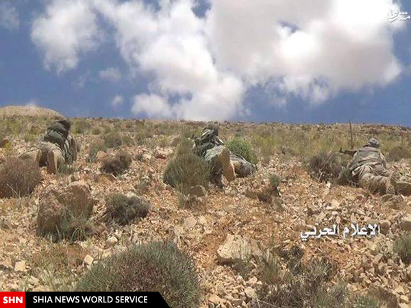 روزه‌داری رزمندگان حزب‌الله در جبهه القلمون/ تصاویر