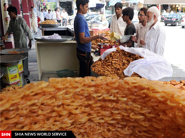 حال و هوای رمضانی مردم پاکستان در ماه میهمانی خدا/ تصاویر