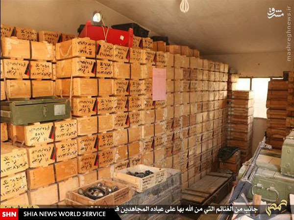 تصاویر/ غنائم داعش از پایگاه ارتش سوریه در تدمر