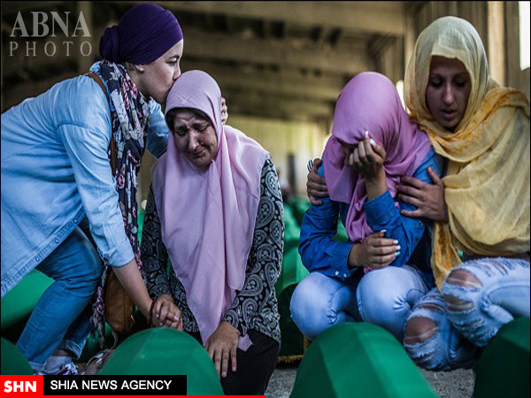 وداع مسلمانان بوسنی با شهدای تازه تفحص شده + تصاویر