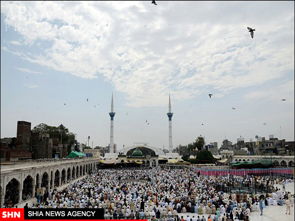 تصاویر آخرین روزهای ماه مبارک رمضان در پاکستان تصاویر آخرین روزهای ماه مبارک رمضان در پاکستان