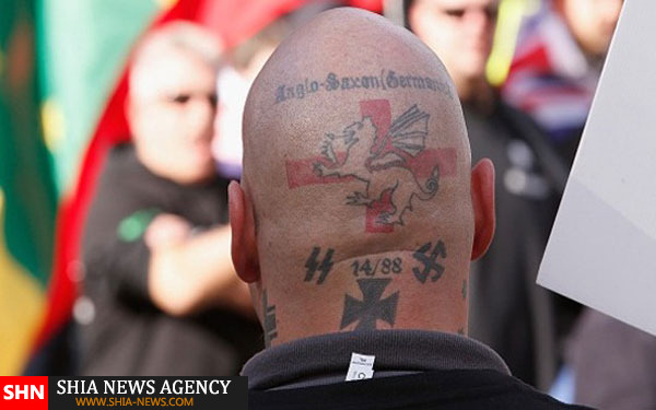 تظاهرات و درگیری مخالفان و موافقان اسلام+تصویر