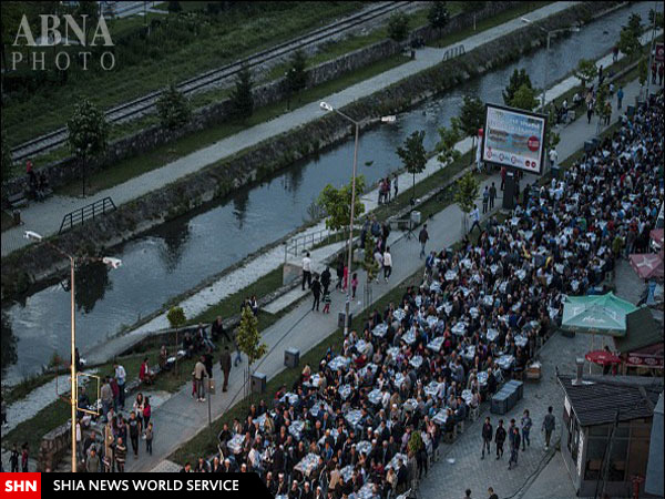 تصاویر افطار مسلمانان کوزوو در ماه رمضان