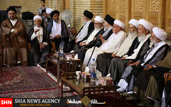 تصاویر دیدار اقشار مختلف مردم با آیت الله فیاض تصاویر دیدار اقشار مختلف مردم با آیت الله فیاض