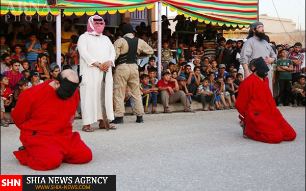 گردن زدن مردان موصلی به دست داعش + تصاویر