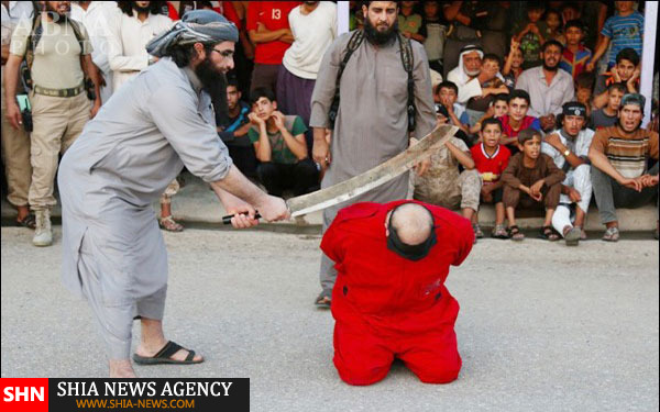 گردن زدن مردان موصلی به دست داعش + تصاویر