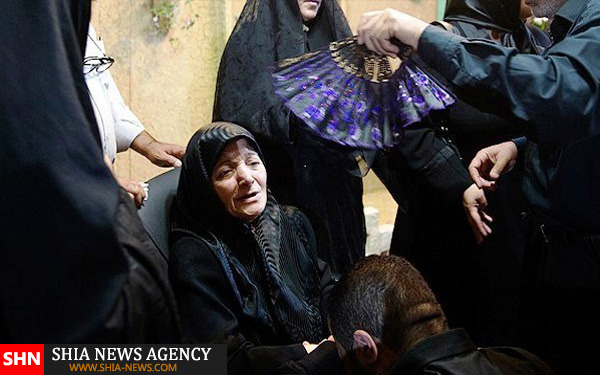 دیدار خانواده شهید کاظم فرجی نوازانی با پیکر فرزندشان دیدار خانواده شهید کاظم فرجی نوازانی با پیکر فرزندشان