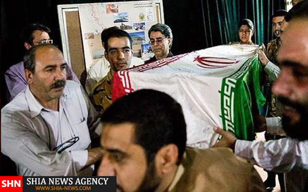 دیدار خانواده شهید کاظم فرجی نوازانی با پیکر فرزندشان دیدار خانواده شهید کاظم فرجی نوازانی با پیکر فرزندشان