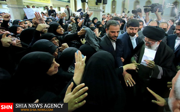 تصاویر نامهی دختر چینی به رهبر انقلاب تصاویر نامهی دختر چینی به رهبر انقلاب