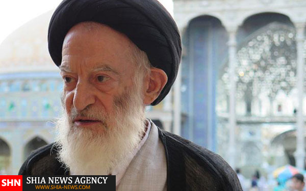 حضور آیت الله شبیری زنجانی بر سر مزار پدرشان + تصاویر