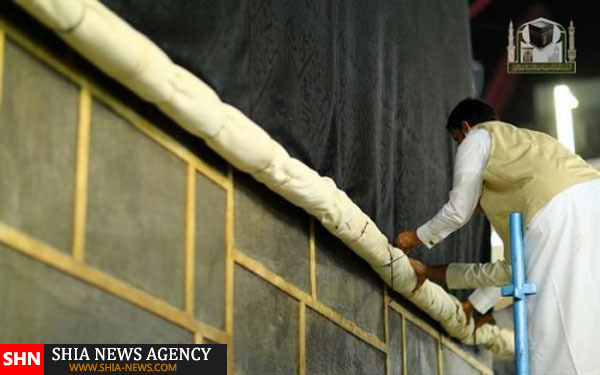 تصاویر مراسم بالا بردن پرده کعبه جهت آمادگی برای حج