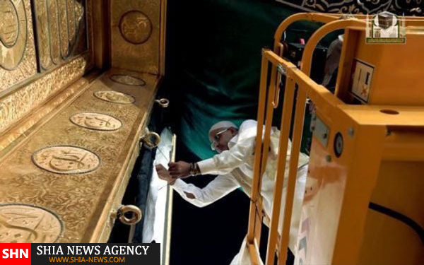 تصاویر مراسم بالا بردن پرده کعبه جهت آمادگی برای حج